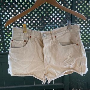 Vintage Levi’s - White Cutoff Shorts